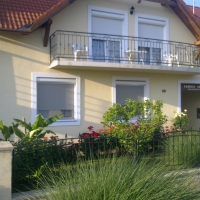 Família Vendégház